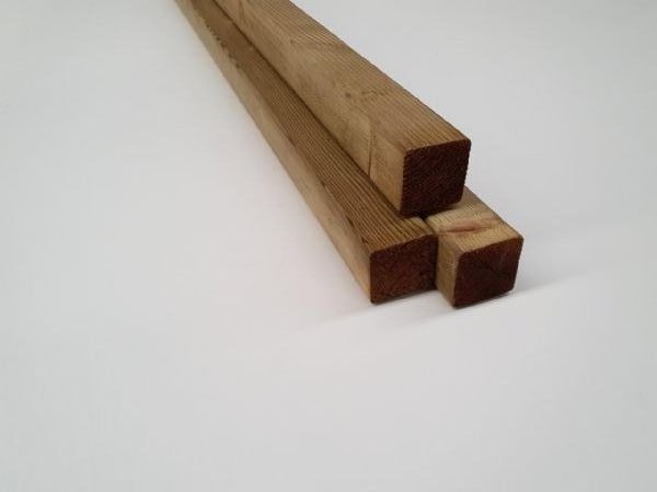 Vuren gewolmaniseerd 45x45 mm